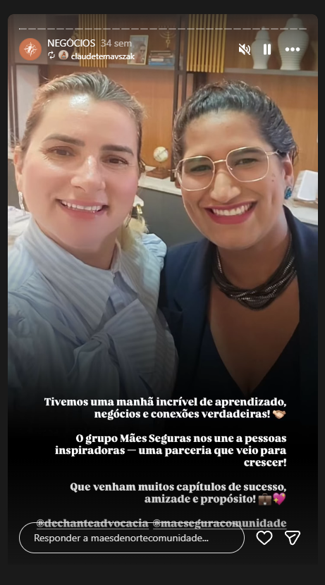 Mulheres empreendedoras em encontro da comunidade
